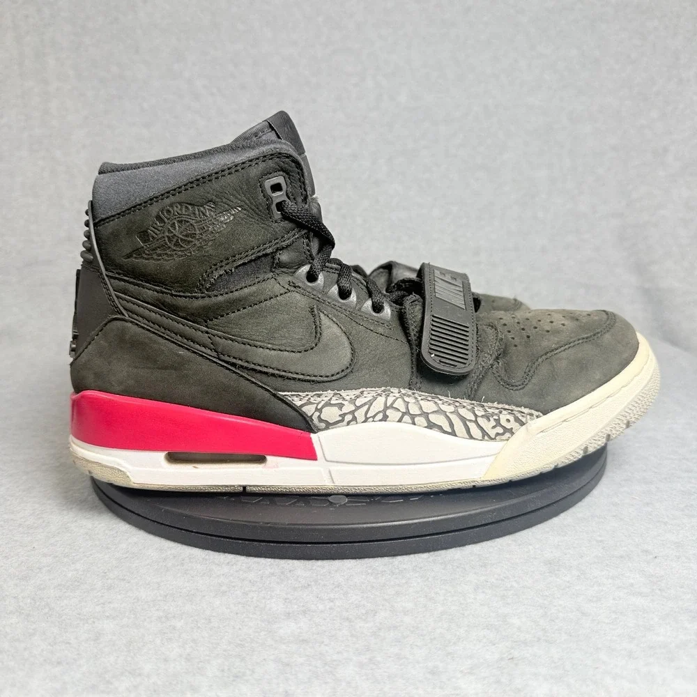 Nike Air Jordan Legacy 312 Black Fire Red Elephant Print AV3922-060 Mens 10.5
